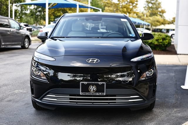Used 2023 Hyundai Kona SE w/ Cargo Package FWD image 13