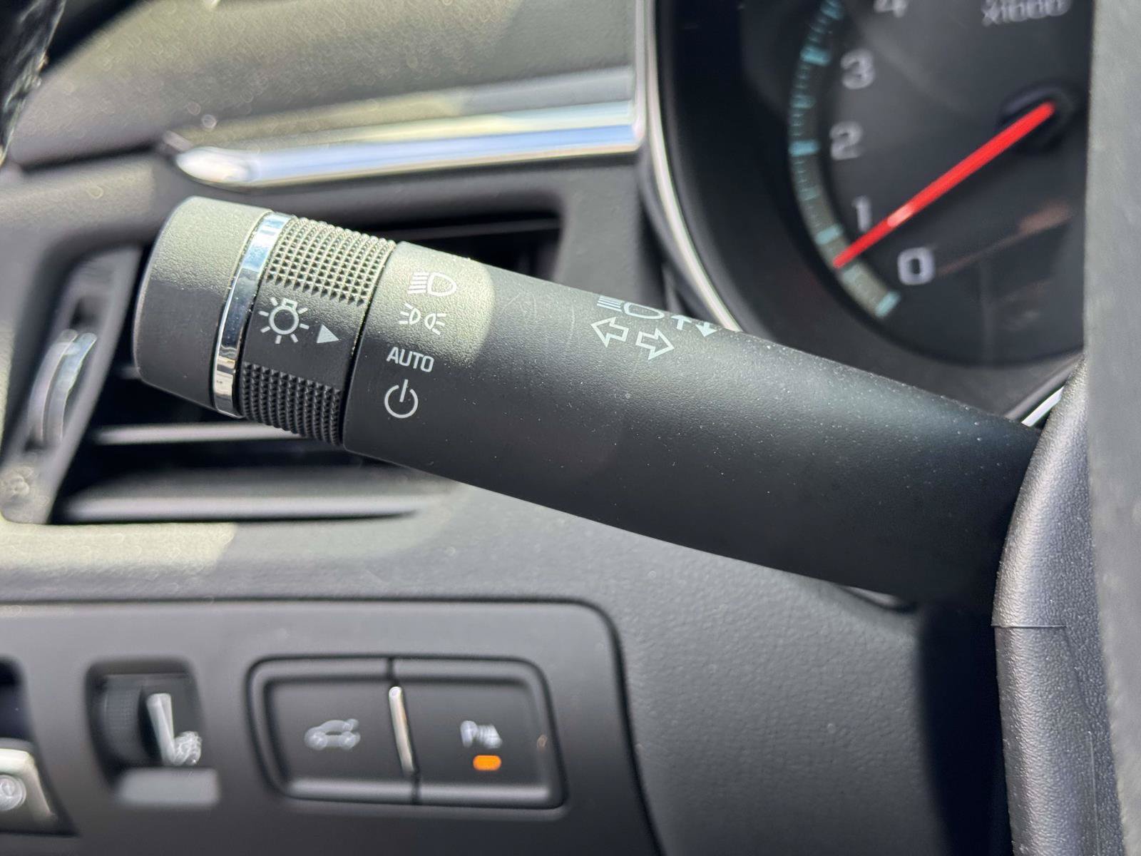 Used 2019 Chevrolet Impala Premier FWD image 20
