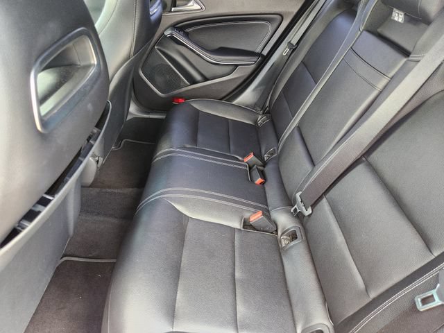 Used 2019 Mercedes-Benz CLA 250 4MATIC image 29