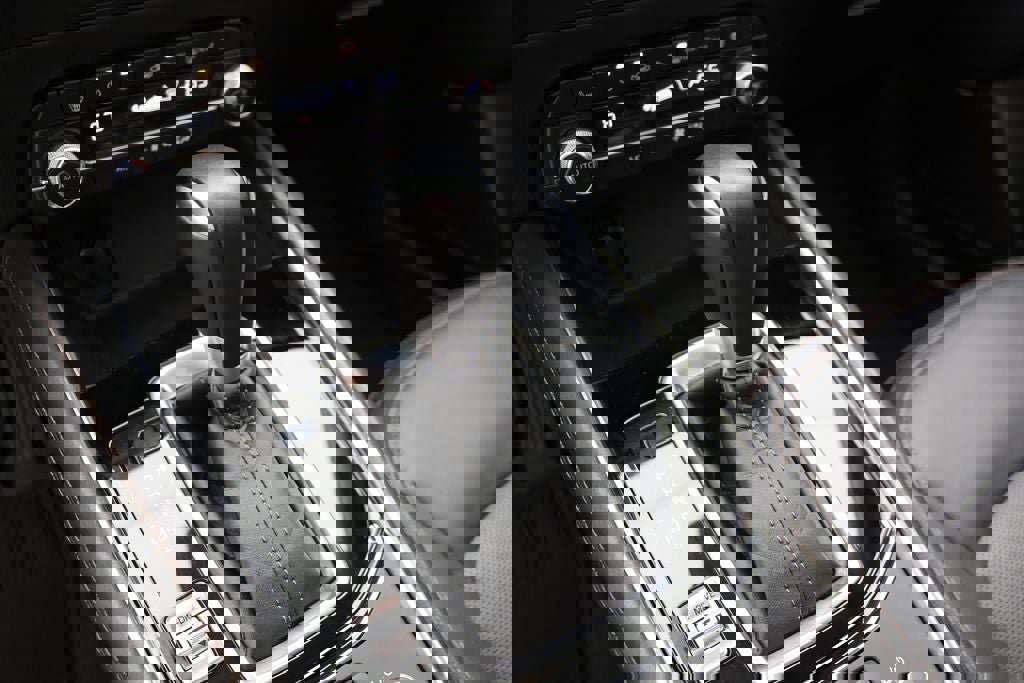 Used 2022 MAZDA CX-5 AWD 2.5 S w/ Premium Package image 23