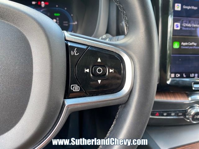 Used 2023 Volvo XC60 T8 Plus image 23