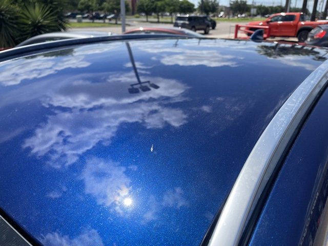 New 2025 Nissan Kicks SR image 9