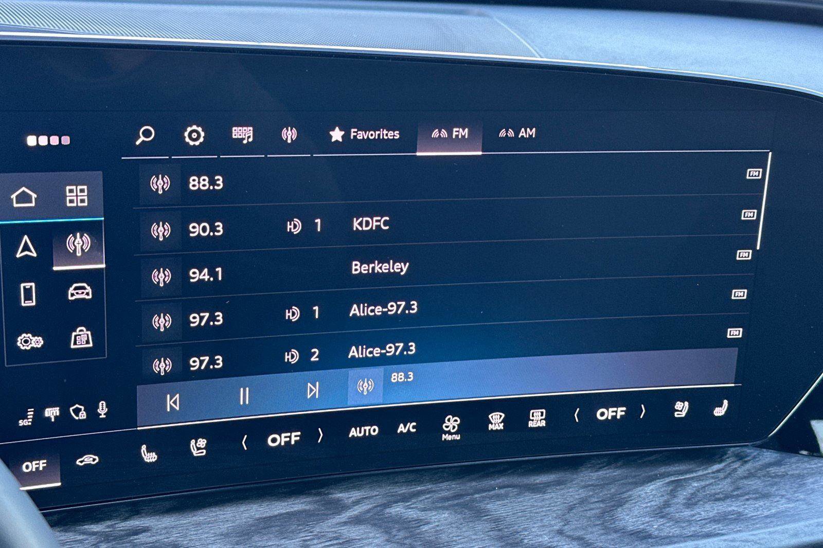 Certified 2025 Audi Q5 Premium Plus w/ Premium Plus image 18