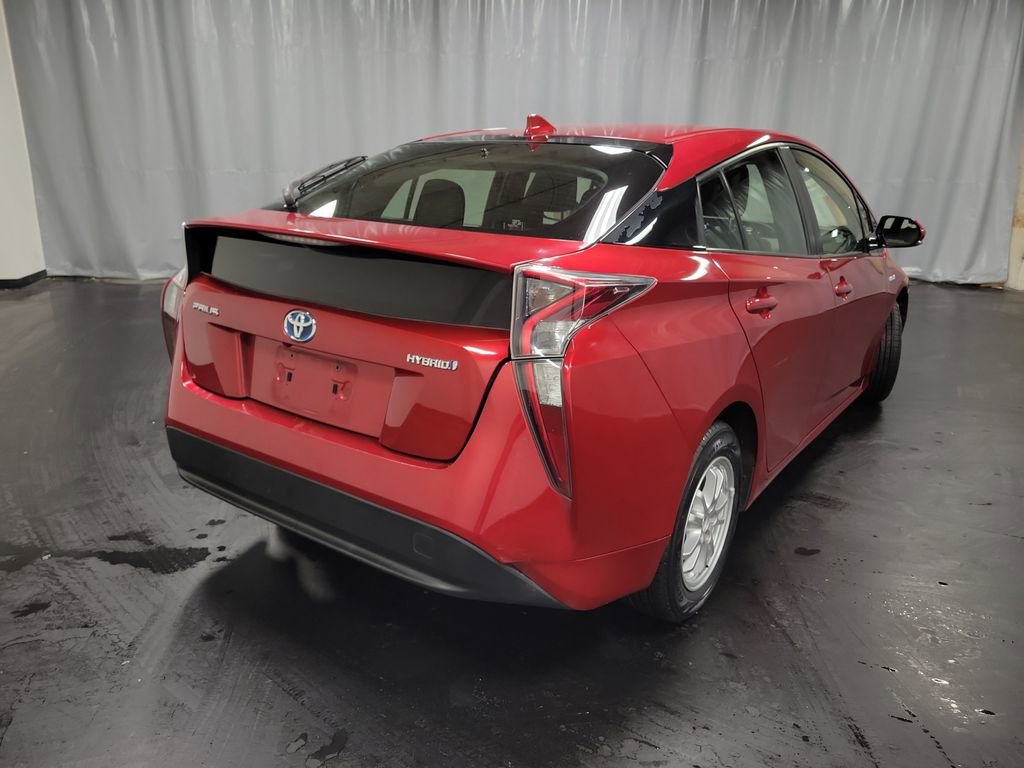 Used 2016 Toyota Prius Three image 8