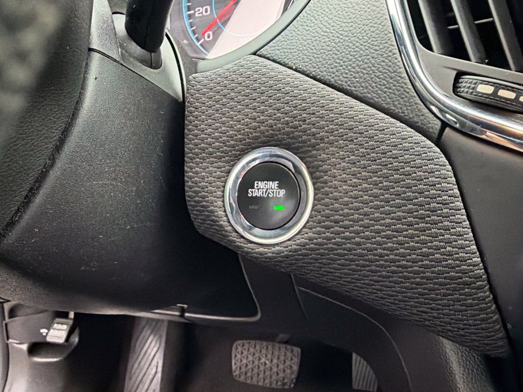 Used 2017 Chevrolet Cruze LT w/ Convenience Package FWD image 18