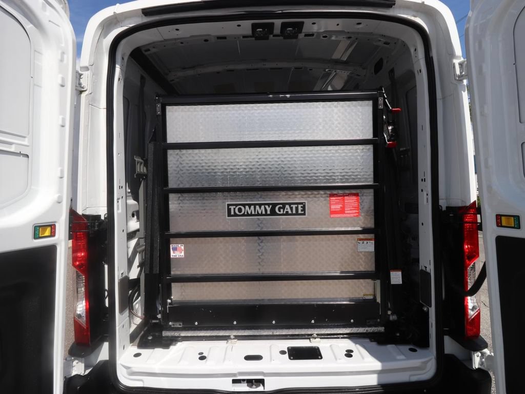 Used 2023 Ford E-Transit Medium Roof RWD image 12