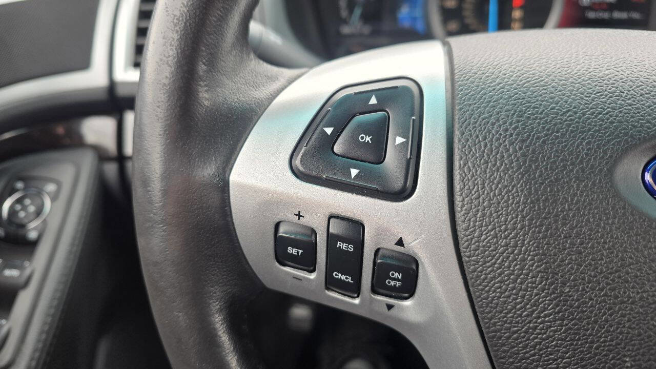 Used 2015 Ford Explorer Limited w/ Equipment Group 301A image 30