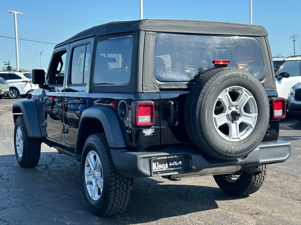 Used 2023 Jeep Wrangler Unlimited Sport AWD/4WD image 5