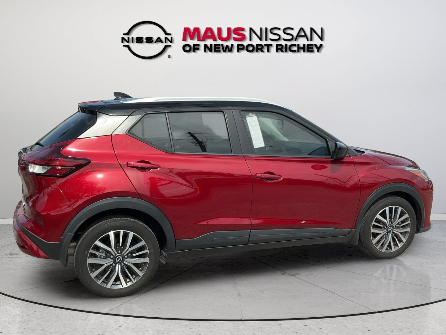 Certified 2024 Nissan Kicks SV FWD image 11