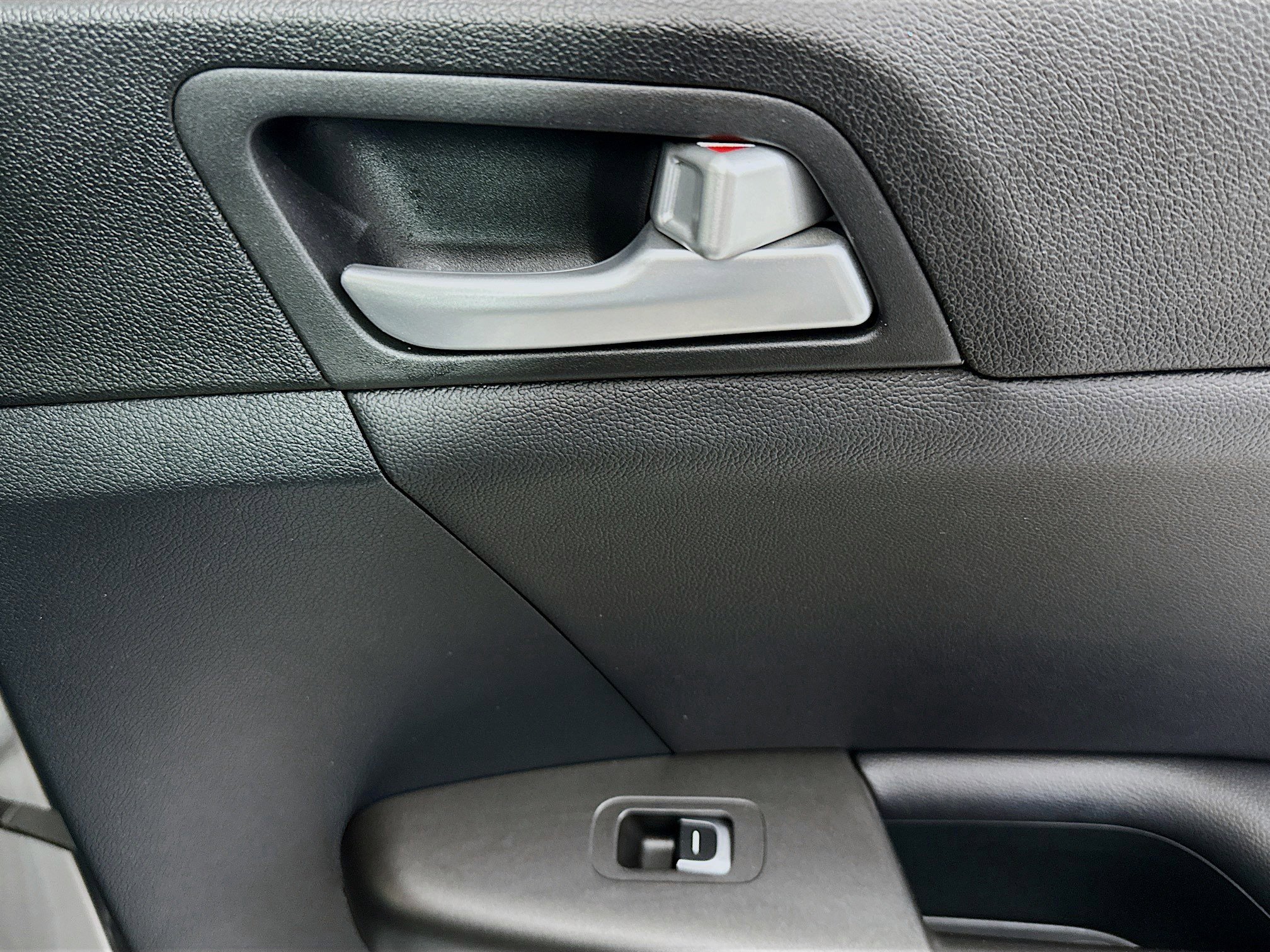 Used 2020 Kia Sportage S FWD image 29