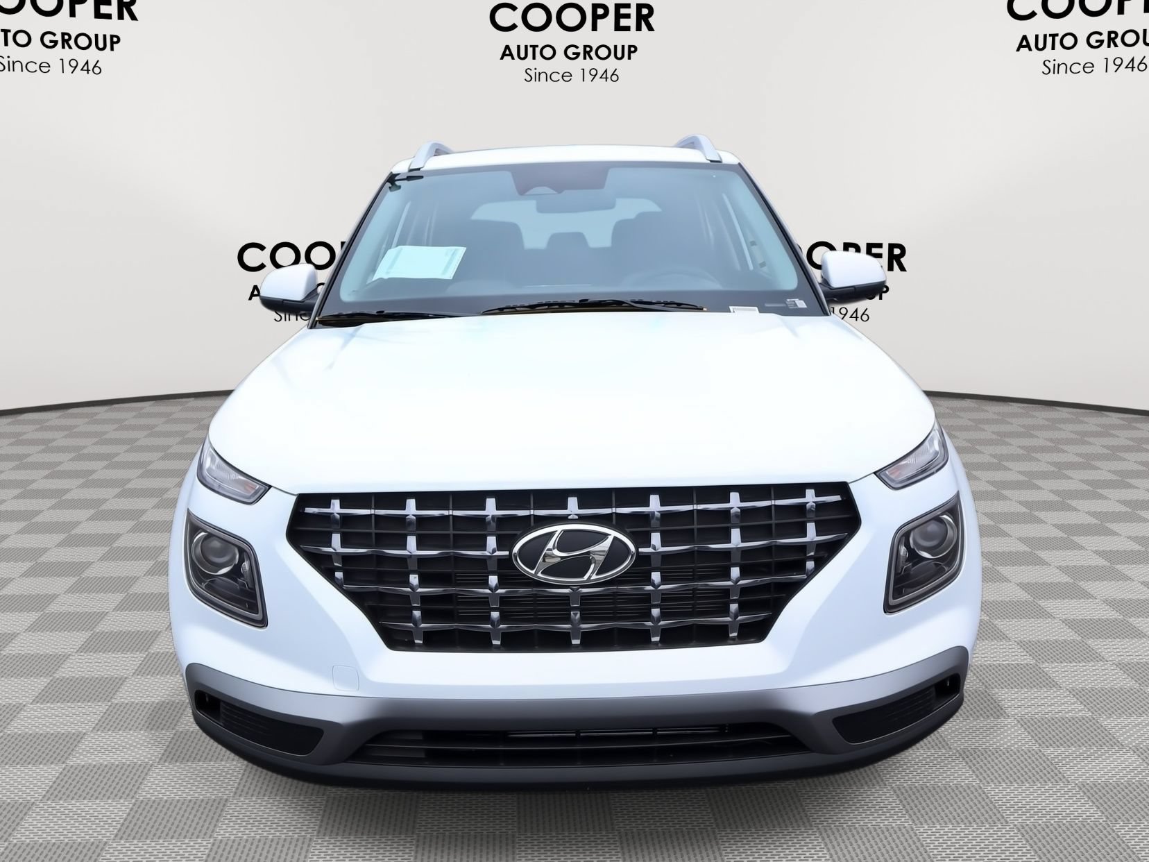New 2026 Hyundai Venue SEL FWD image 2