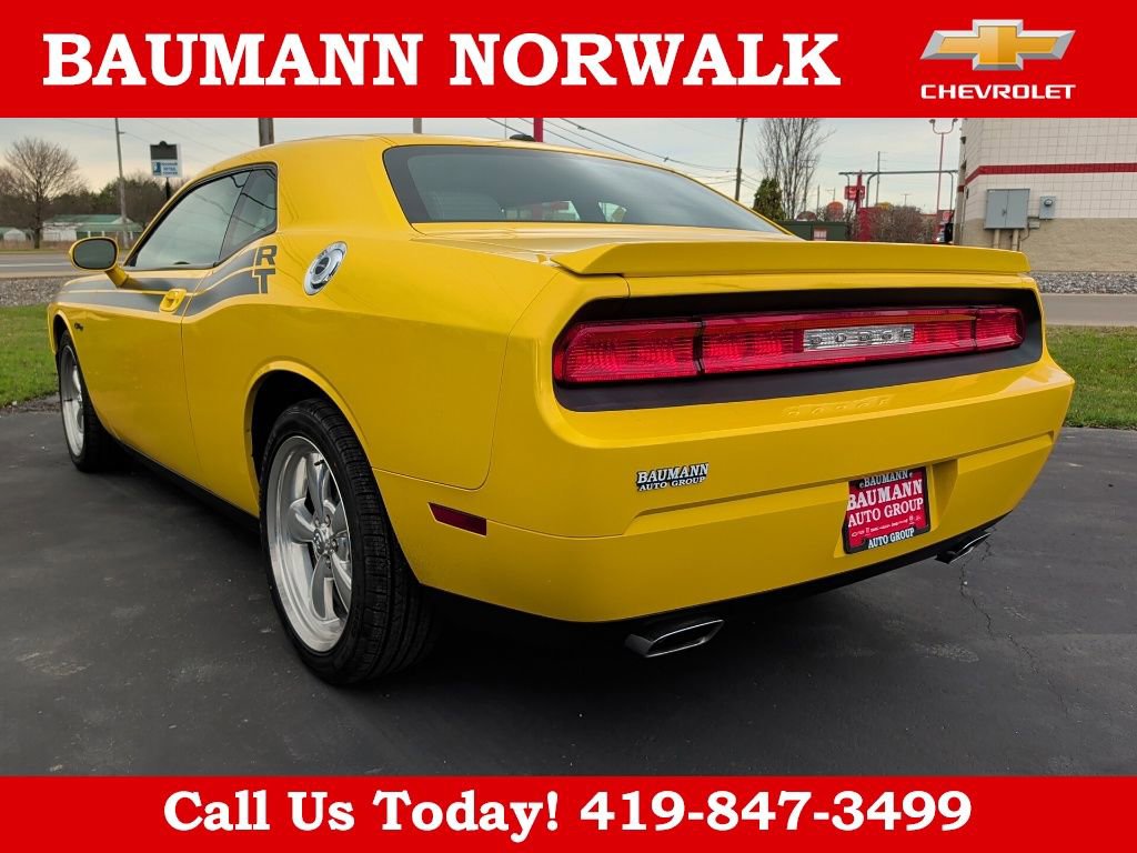 Used 2010 Dodge Challenger R/T image 5