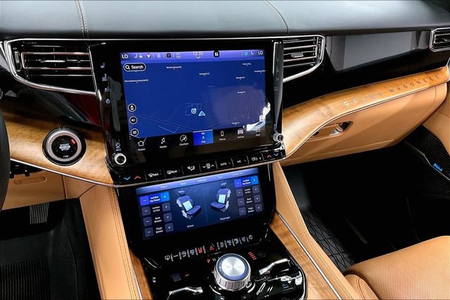 Used 2025 Jeep Grand Wagoneer L Series III w/ Rear-Seat Entertainment Group AWD/4WD image 30