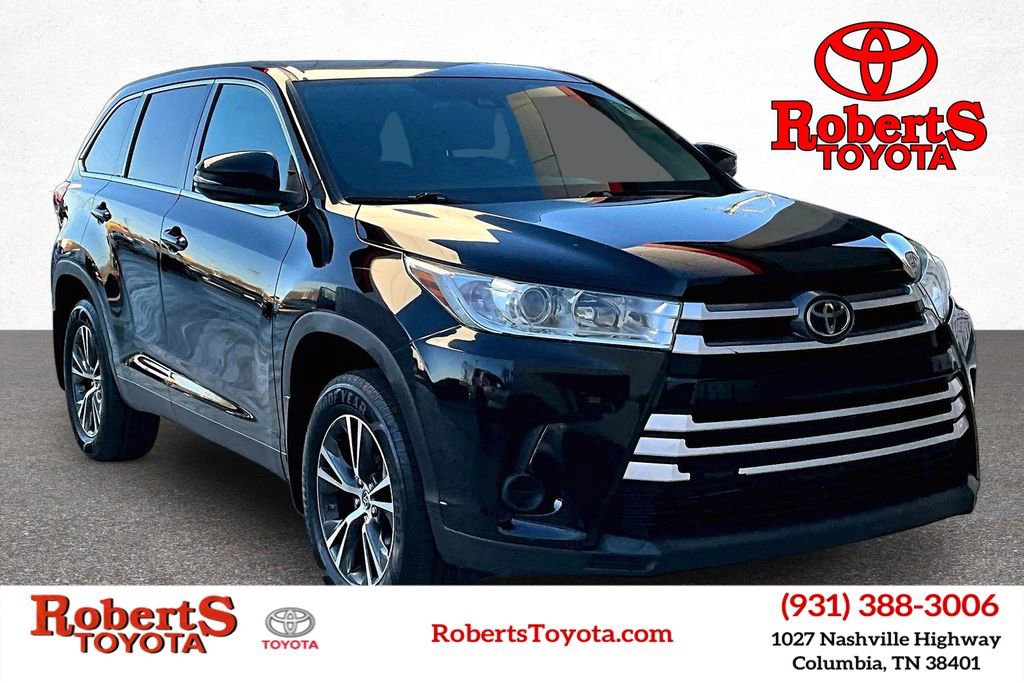 Used 2019 Toyota Highlander LE image 1