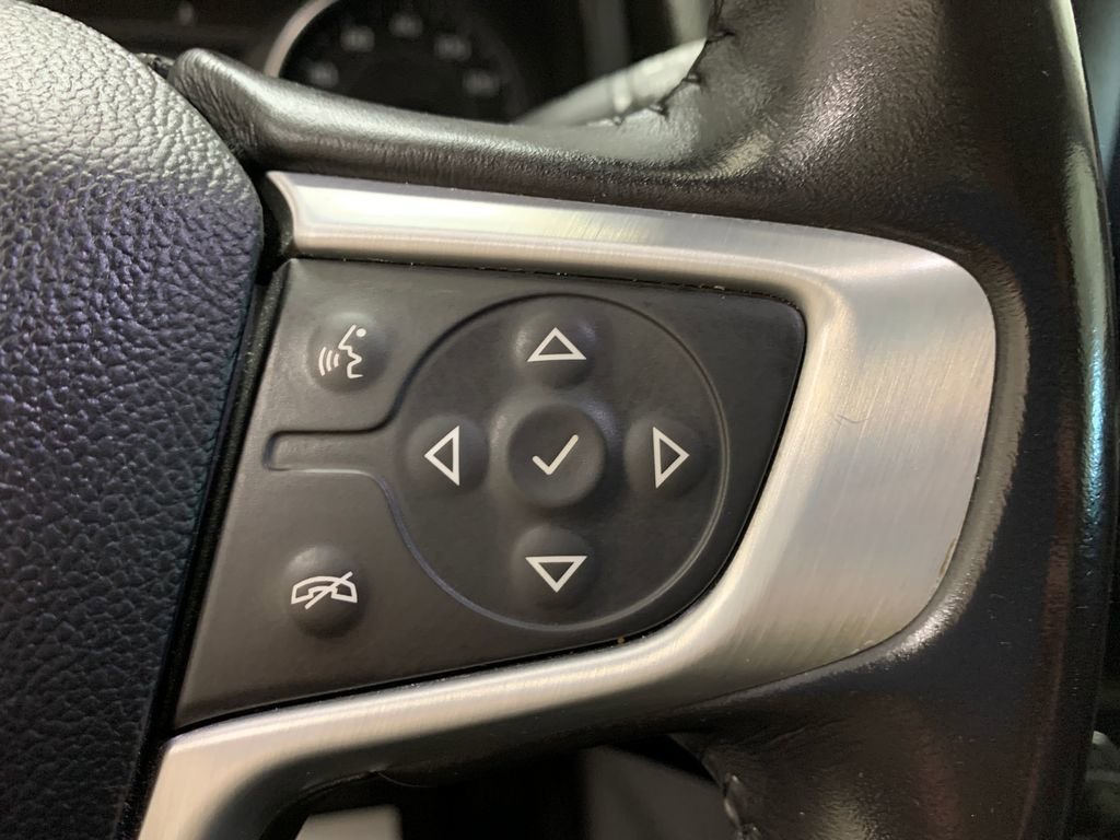 Used 2019 GMC Terrain SLE w/ Driver Convenience Package image 14