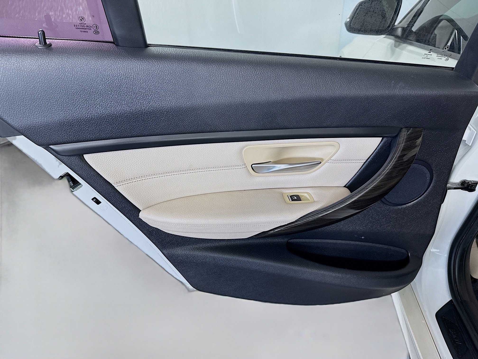 Used 2016 BMW 320i xDrive Sedan image 26