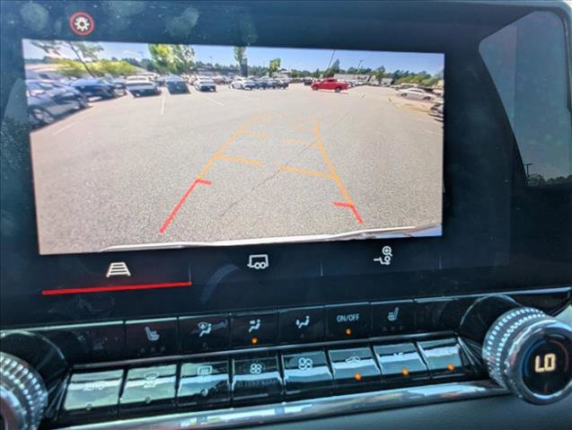 Used 2024 GMC Canyon Elevation w/ Convenience Package image 16