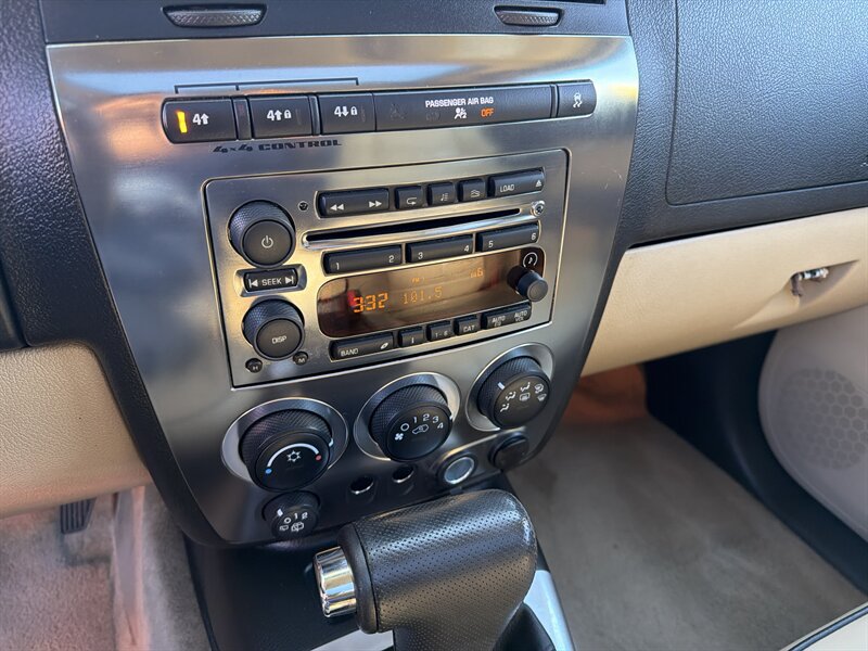Used 2007 HUMMER H3 AWD/4WD image 32