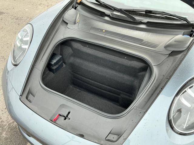 Certified 2025 Porsche 911 Carrera image 13