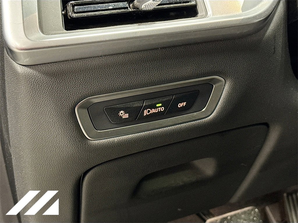 Used 2024 BMW X7 xDrive40i w/ Premium Package image 10