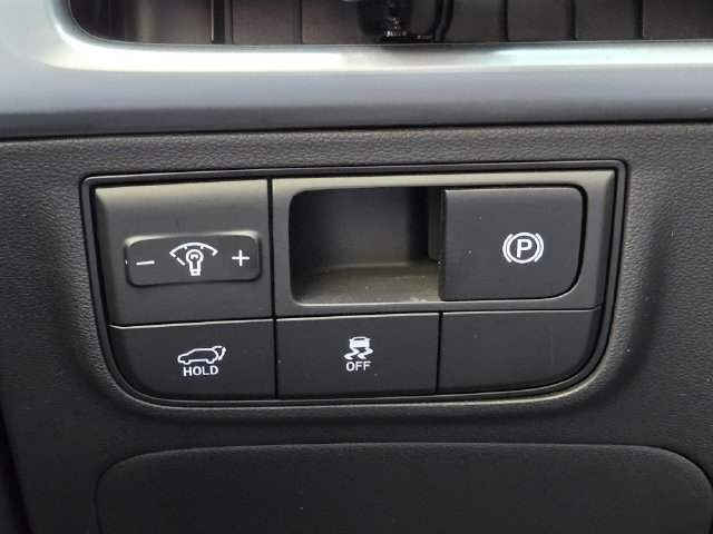 Certified 2026 Hyundai Tucson Limited AWD/4WD image 16