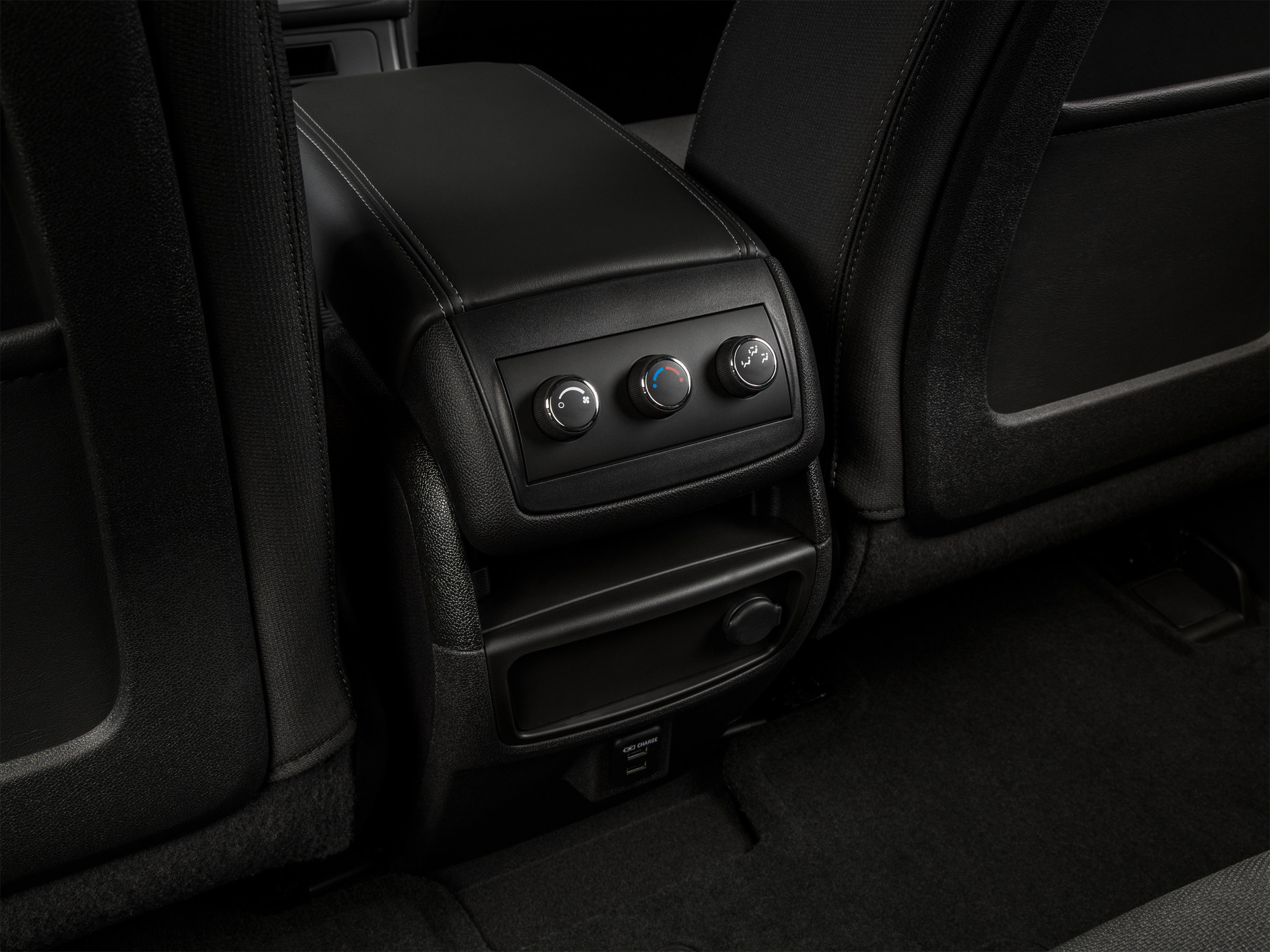 Used 2015 GMC Acadia Denali FWD image 26