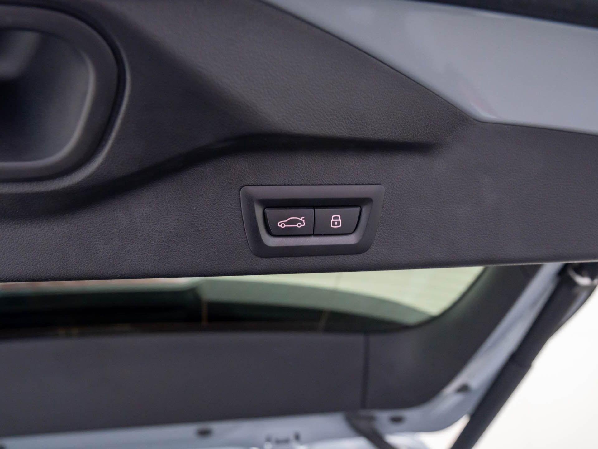 Certified 2025 BMW X5 M60i image 34