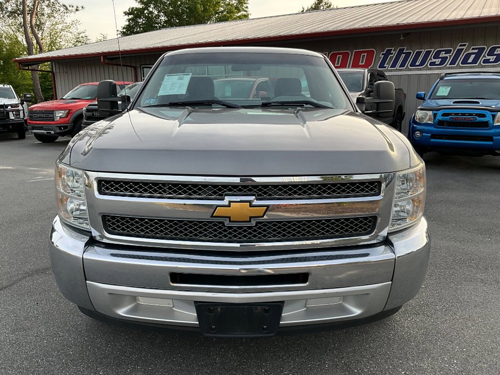 Used 2013 Chevrolet Silverado 1500 W/T w/ LS Package image 9