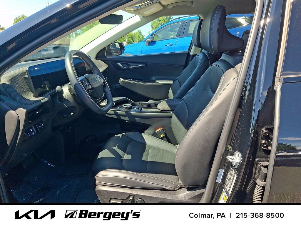 Certified 2025 Kia EV6 Wind AWD/4WD image 16