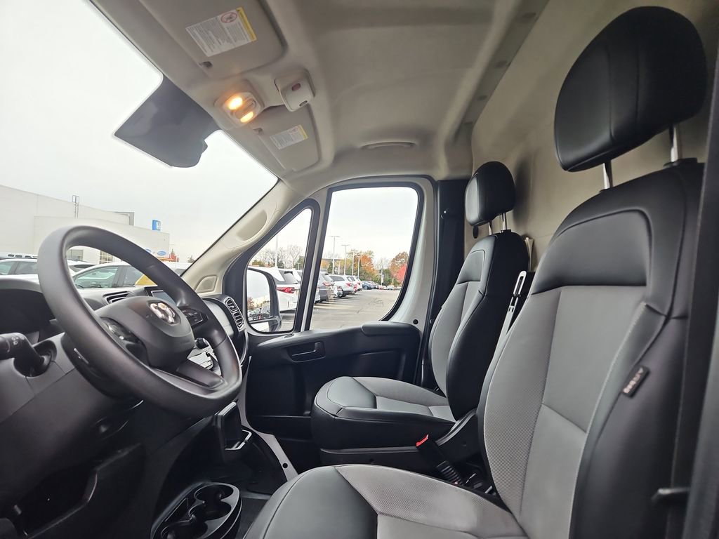 Used 2023 RAM ProMaster 2500 image 26