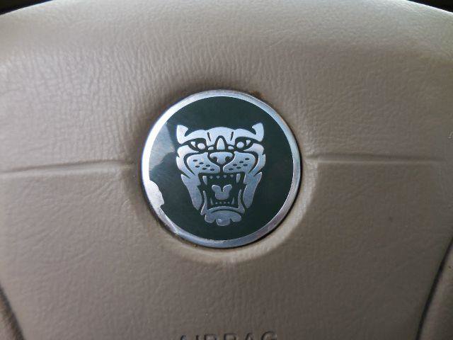 Used 2002 Jaguar X-TYPE 3.0 image 11