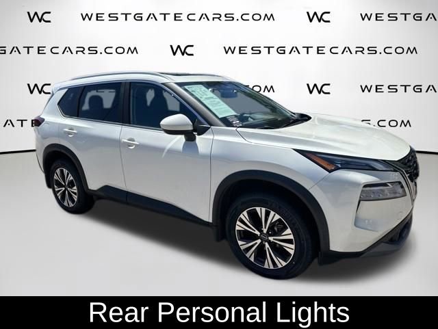 Used 2023 Nissan Rogue SV w/ SV Premium B Package FWD image 11