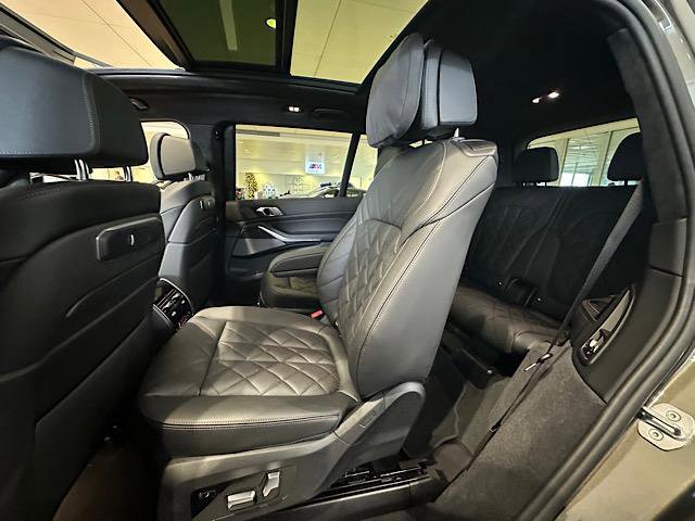 New 2026 BMW X7 xDrive40i w/ M Sport Package image 5