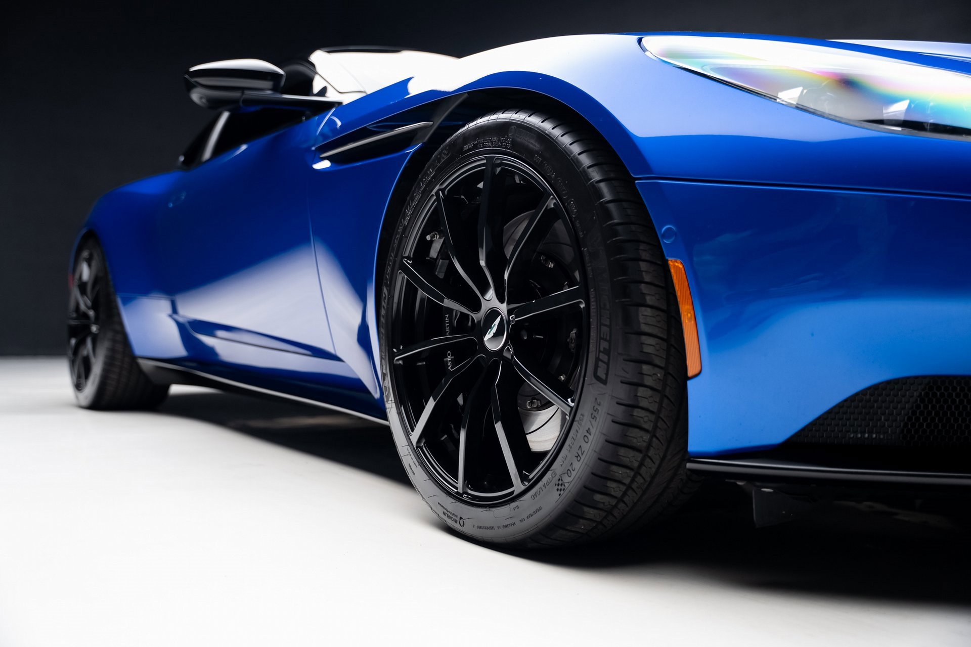 Used 2020 Aston Martin DB11 AMR image 78