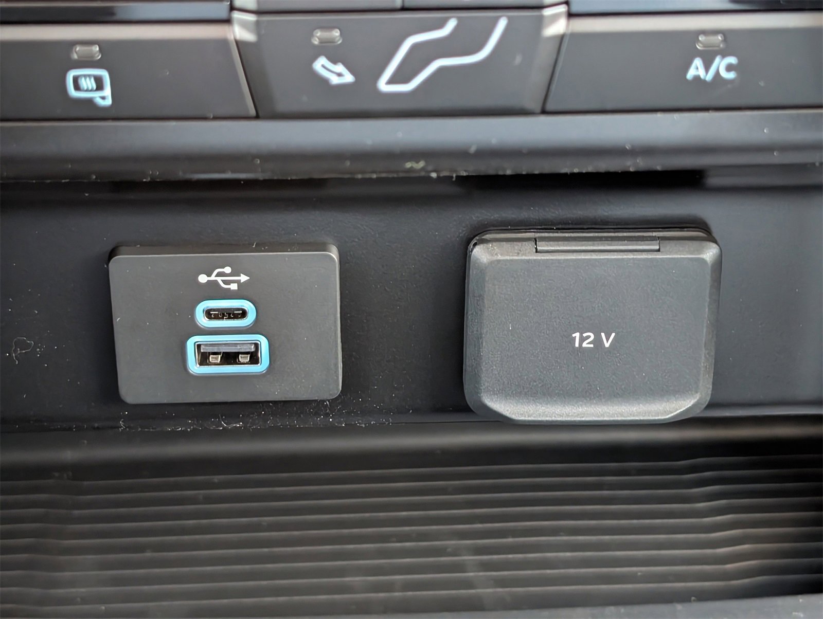 New 2026 Ford F250 XL w/ XL Chrome Package image 18