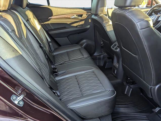 Used 2021 Buick Envision Avenir w/ Technology Package II image 20