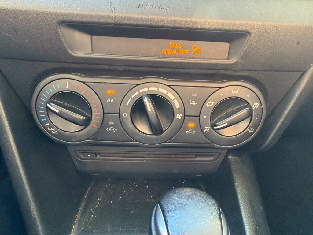 Used 2014 MAZDA MAZDA3 i Sport FWD image 19