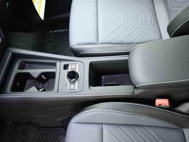 New 2026 Volkswagen Tiguan SE image 31