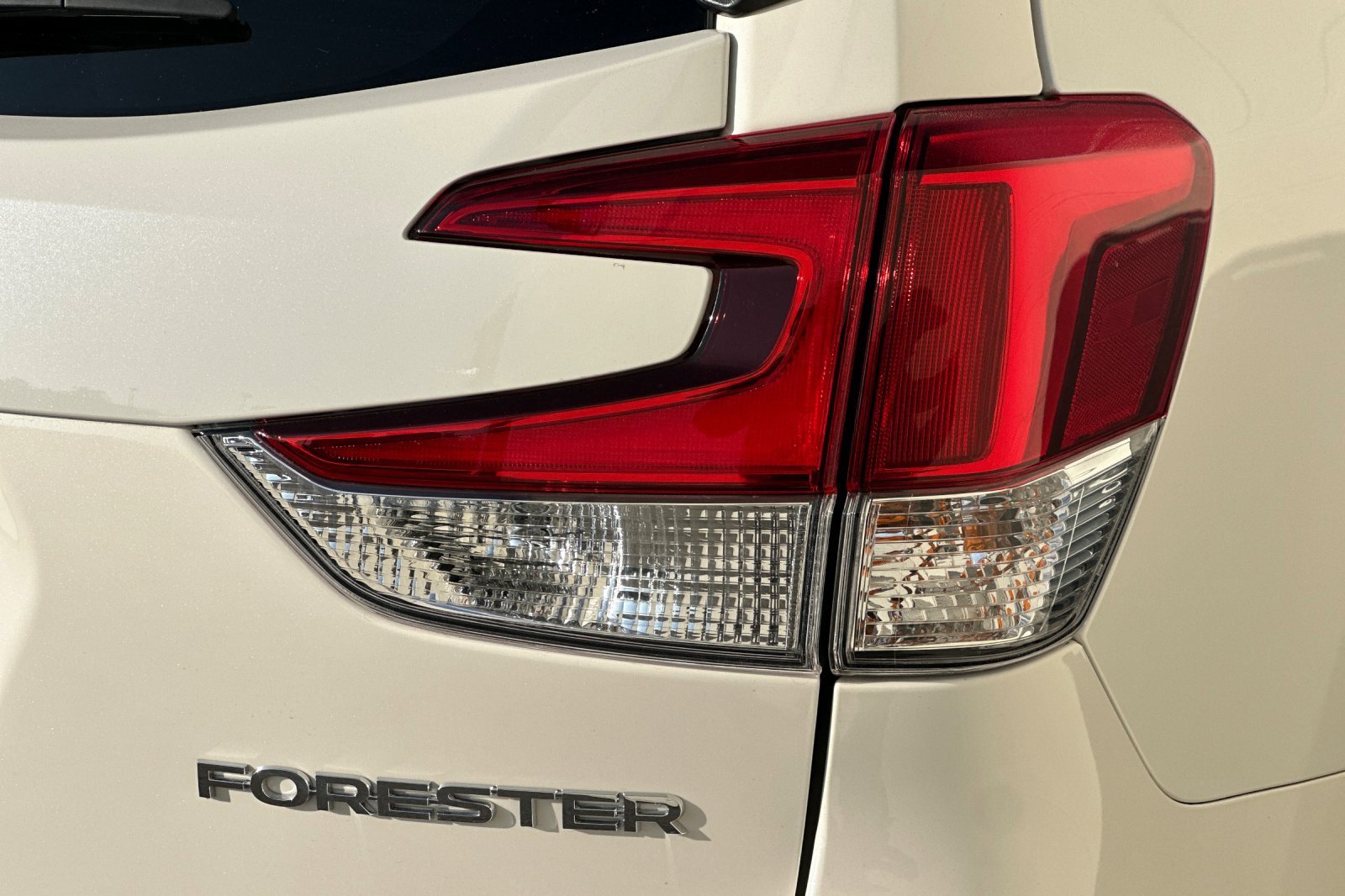 Used 2022 Subaru Forester Premium image 37