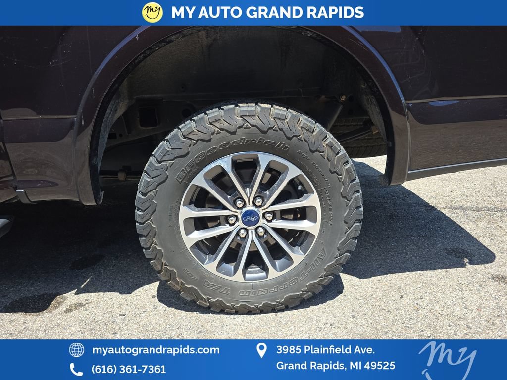 Used 2019 Ford F150 XLT w/ Equipment Group 302A Luxury AWD/4WD image 38
