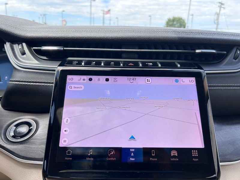 Used 2022 Jeep Grand Cherokee L Limited image 18