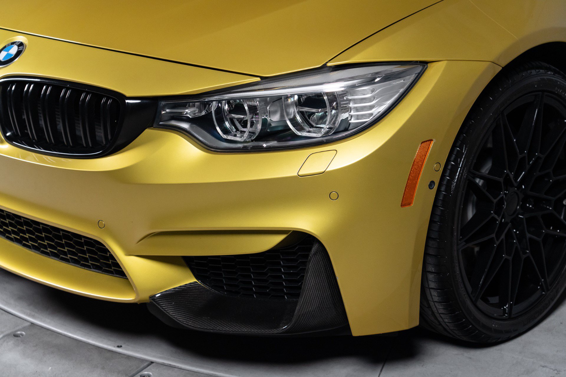 Used 2015 BMW M4 Coupe RWD image 44