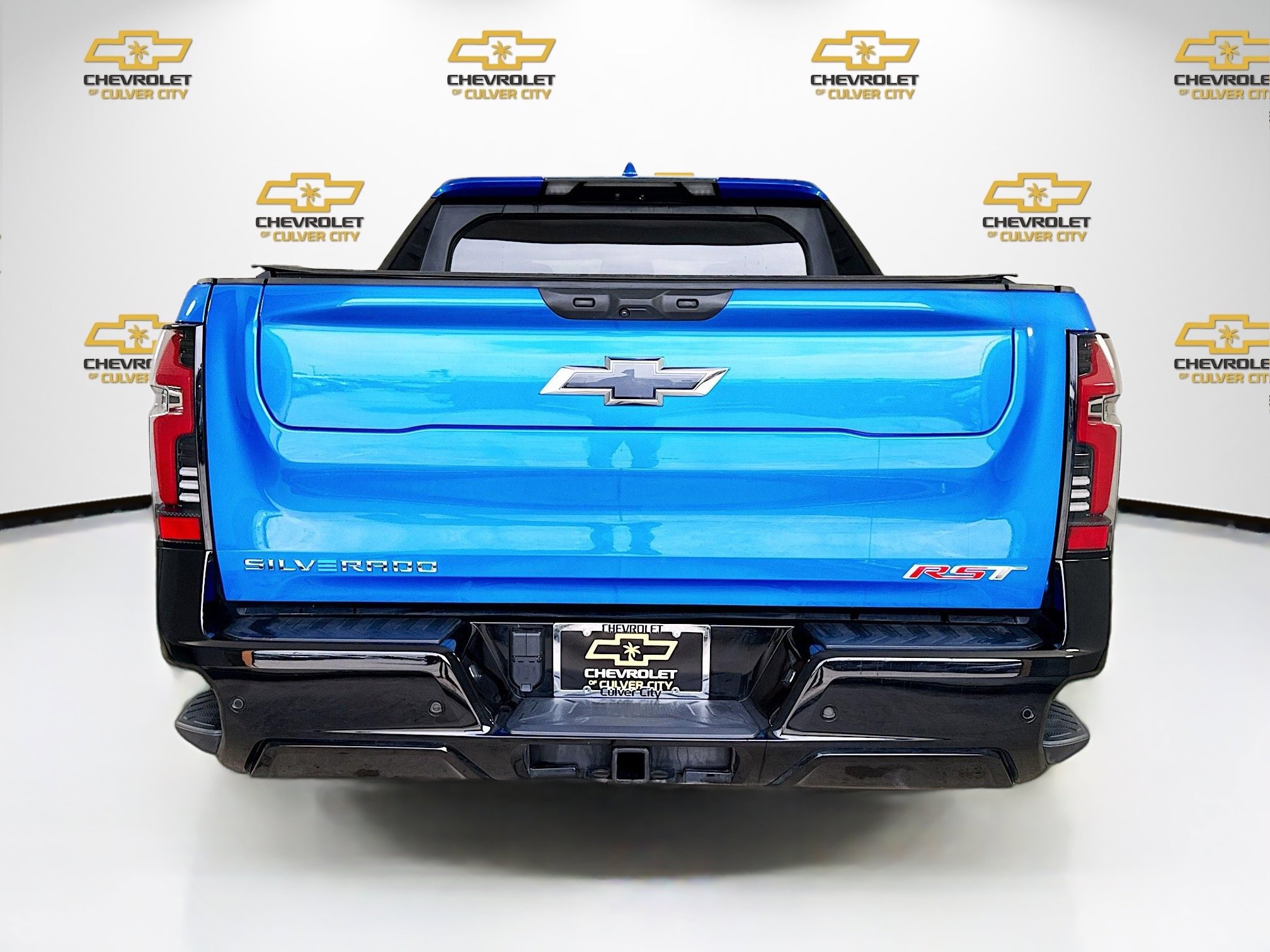 Used 2025 Chevrolet Silverado EV RST AWD/4WD image 6