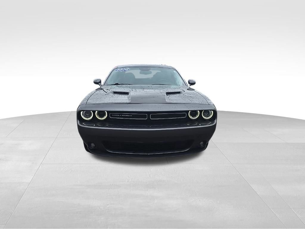 Used 2020 Dodge Challenger SXT w/ Driver Convenience Group image 8