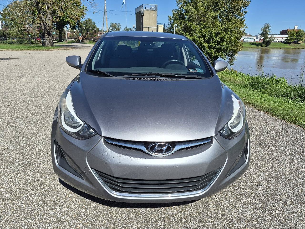 Used 2014 Hyundai Elantra SE FWD image 4