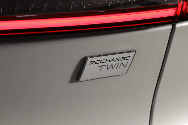 Used 2023 Volvo C40 P8 Recharge Ultimate AWD/4WD image 43