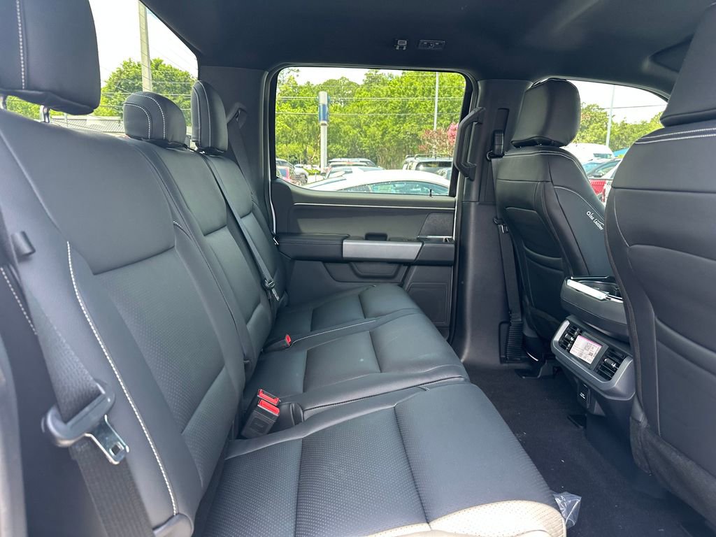 New 2025 Ford F150 XLT w/ Equipment Group 301A Standard image 33