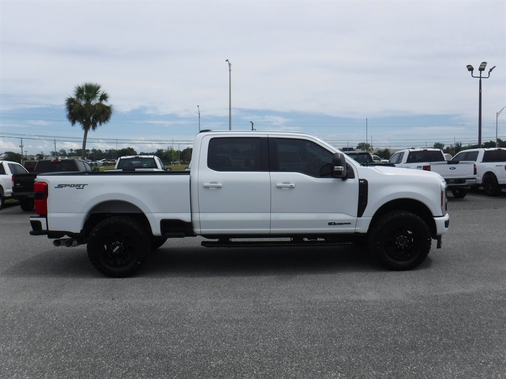 Used 2024 Ford F250 XLT w/ XLT Premium Package AWD/4WD image 3