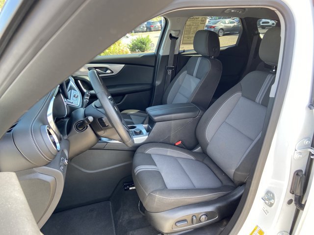 Used 2025 Chevrolet Blazer LT FWD image 18