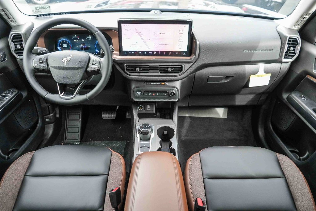 New 2025 Ford Bronco Sport Outer Banks w/ Outer Banks Tech Package+ AWD/4WD image 13